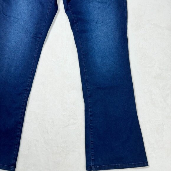Reitmans R Jeans Women’s 33 Long Dark Wash Blue The Signature Boot Cut - Picture 8 of 16